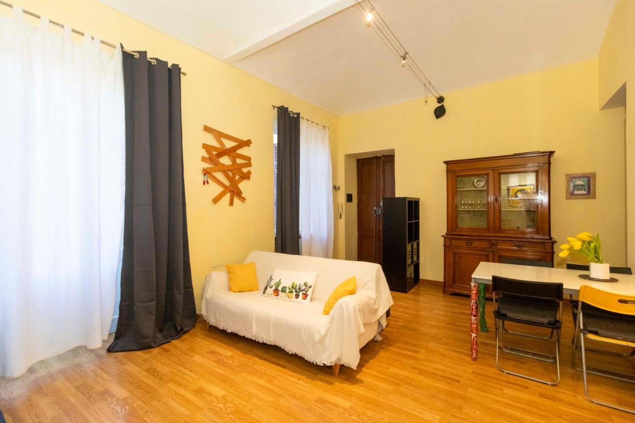 Porta Nuova & San Salvario Roomy Flat Турин Екстер'єр фото