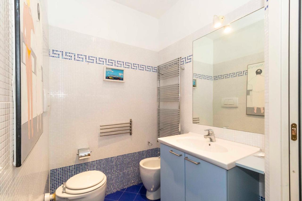 Porta Nuova & San Salvario Roomy Flat Турин Екстер'єр фото